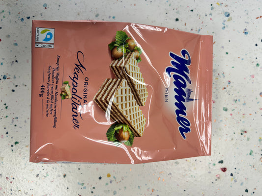 Manner Hazelnut Wafers